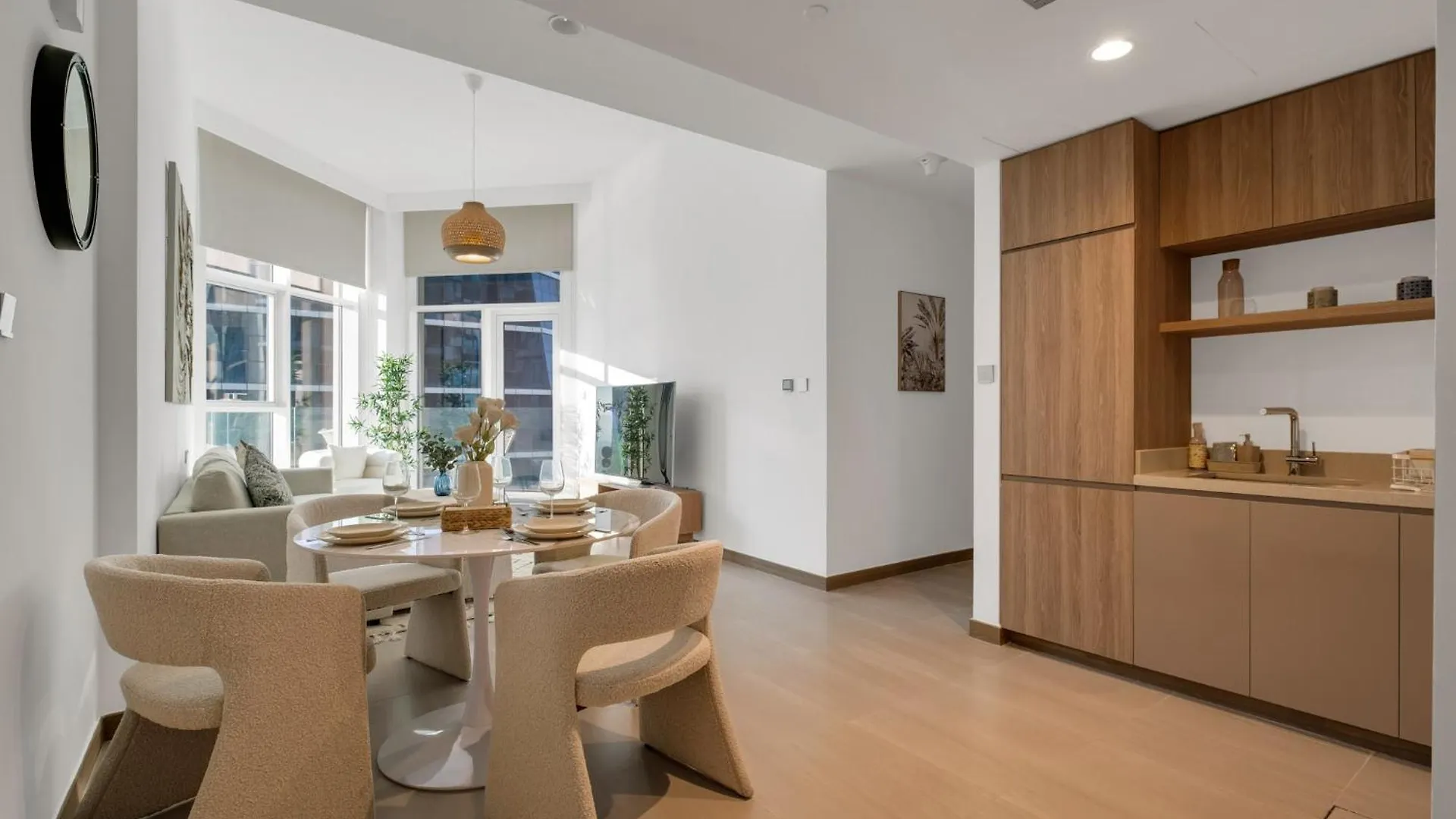 Lägenhet 2Br Luxury Retreat - Stunning Canal And Sea View Dubai