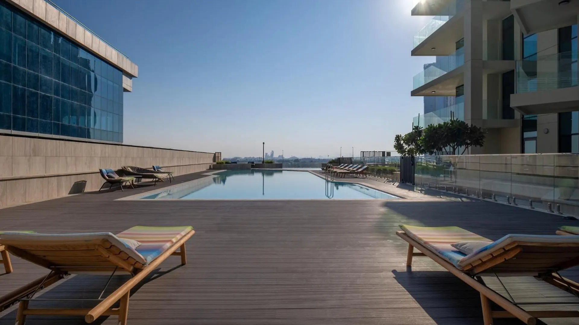 2Br Luxury Retreat - Stunning Canal And Sea View Dubai Förenade Arabemiraten